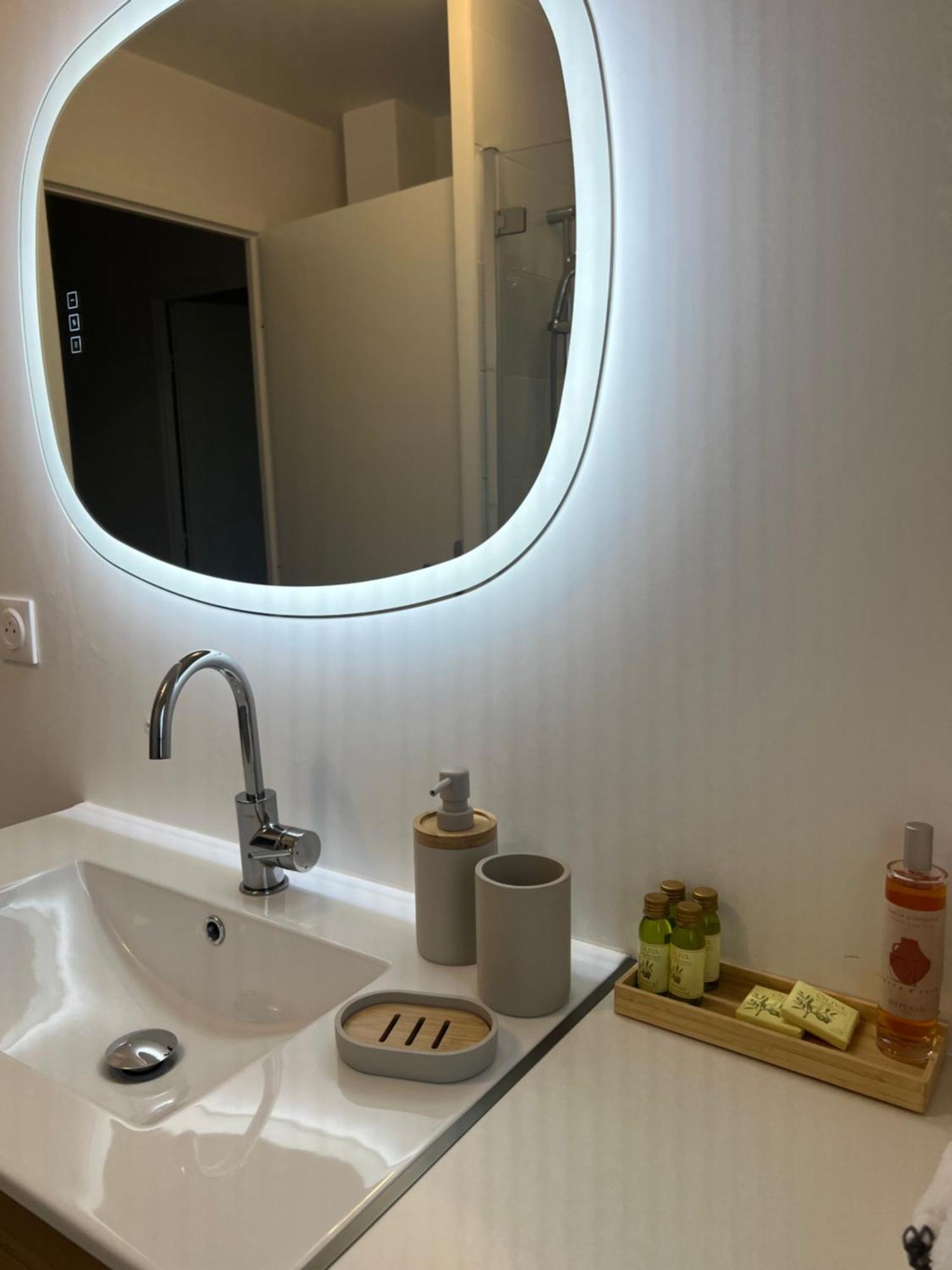 A 10 Mn De Disney Land Paris Appartement Neuf Bussy-Saint-Georges Exterior foto